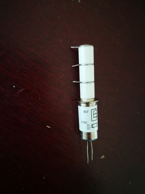 acheter 10KV en céramique blanc JPK43C234 12VDC portant le commutateur à haute tension de relais de 25A rf pour l'application de coupleur d'antenne online manufacture